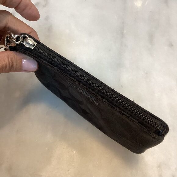 Coach Jacquard Signature Logo Wristlet - Picture 9 of 10